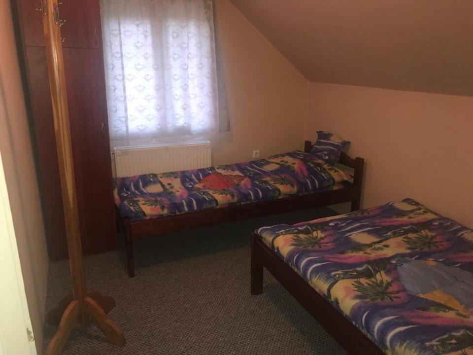 Pataki Kulcsoshaz Villa Izvoare  Exteriör bild